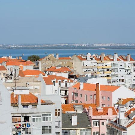 Renovated Sunny Apartment With Amazing Sunset Balcony , By Timecooler Lisboa Exterior foto