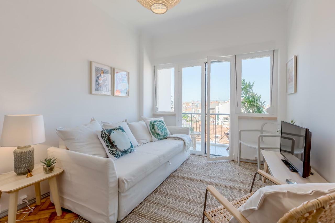Renovated Sunny Apartment With Amazing Sunset Balcony , By Timecooler Lisboa Exterior foto