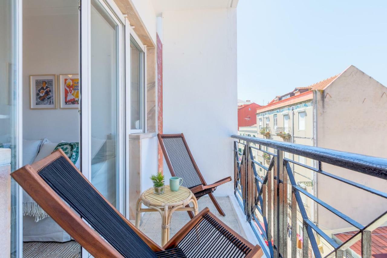 Renovated Sunny Apartment With Amazing Sunset Balcony , By Timecooler Lisboa Exterior foto